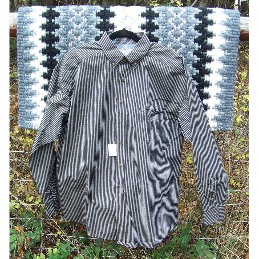 Custom Arroyo Seco Show Blanket - 38x34 (Charcoal Base/Cream and Gray Accents)