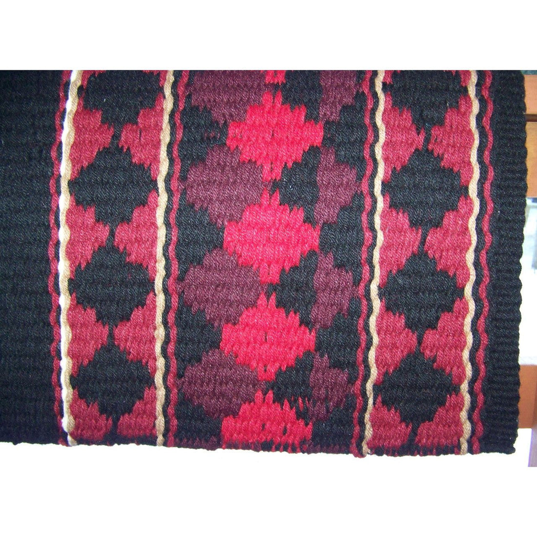 Rio Hondo Show Blanket - 38x34 (Black Base/Red Accents)