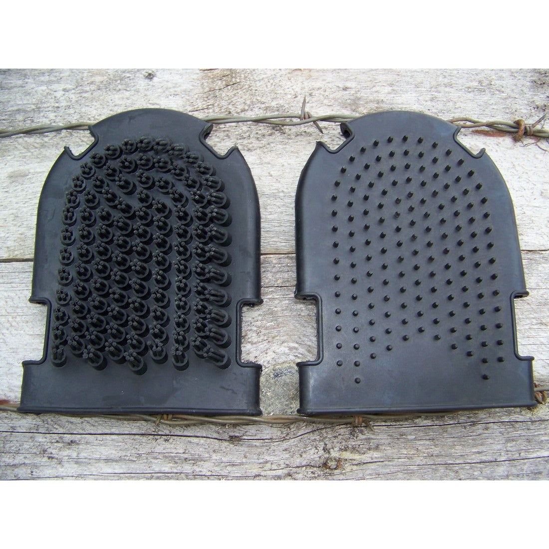 Wash Mitt - Flexible Rubber Wash & Scrub (Black)