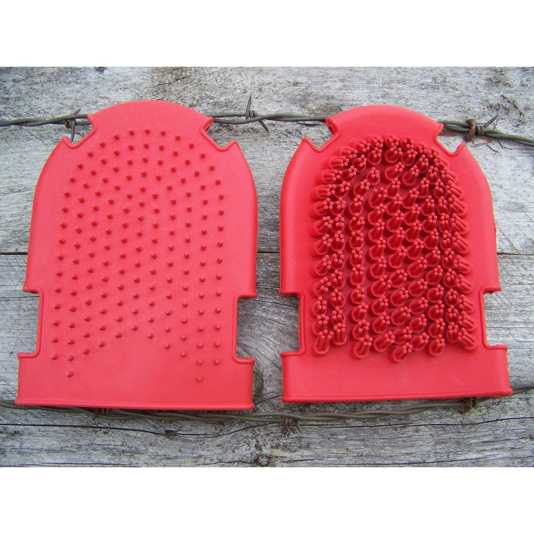 Wash Mitt - Flexible Rubber Wash & Scrub (Red)