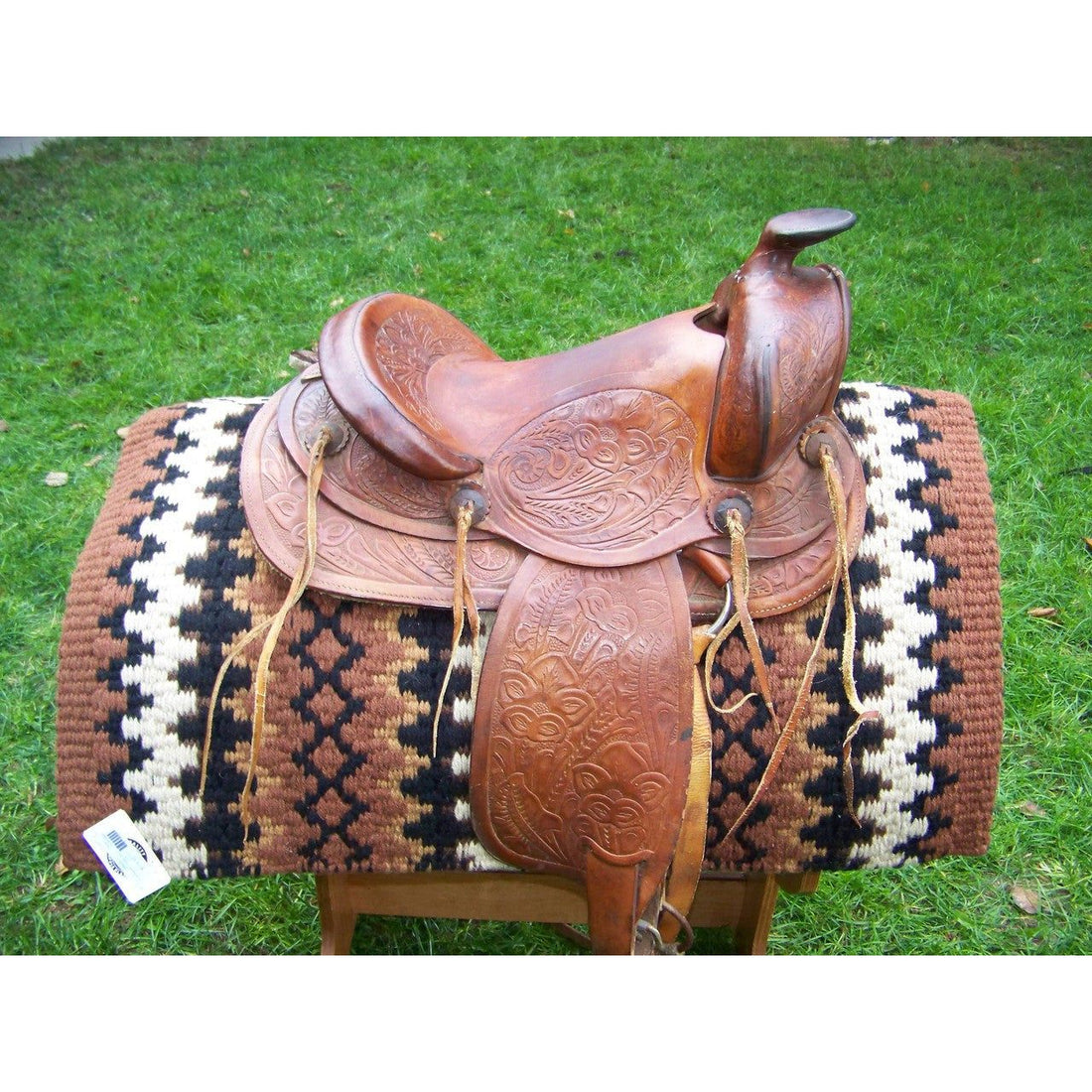 Hard Seat Trail Riding Saddle - Semi-Quarter Horse Bars - 14"