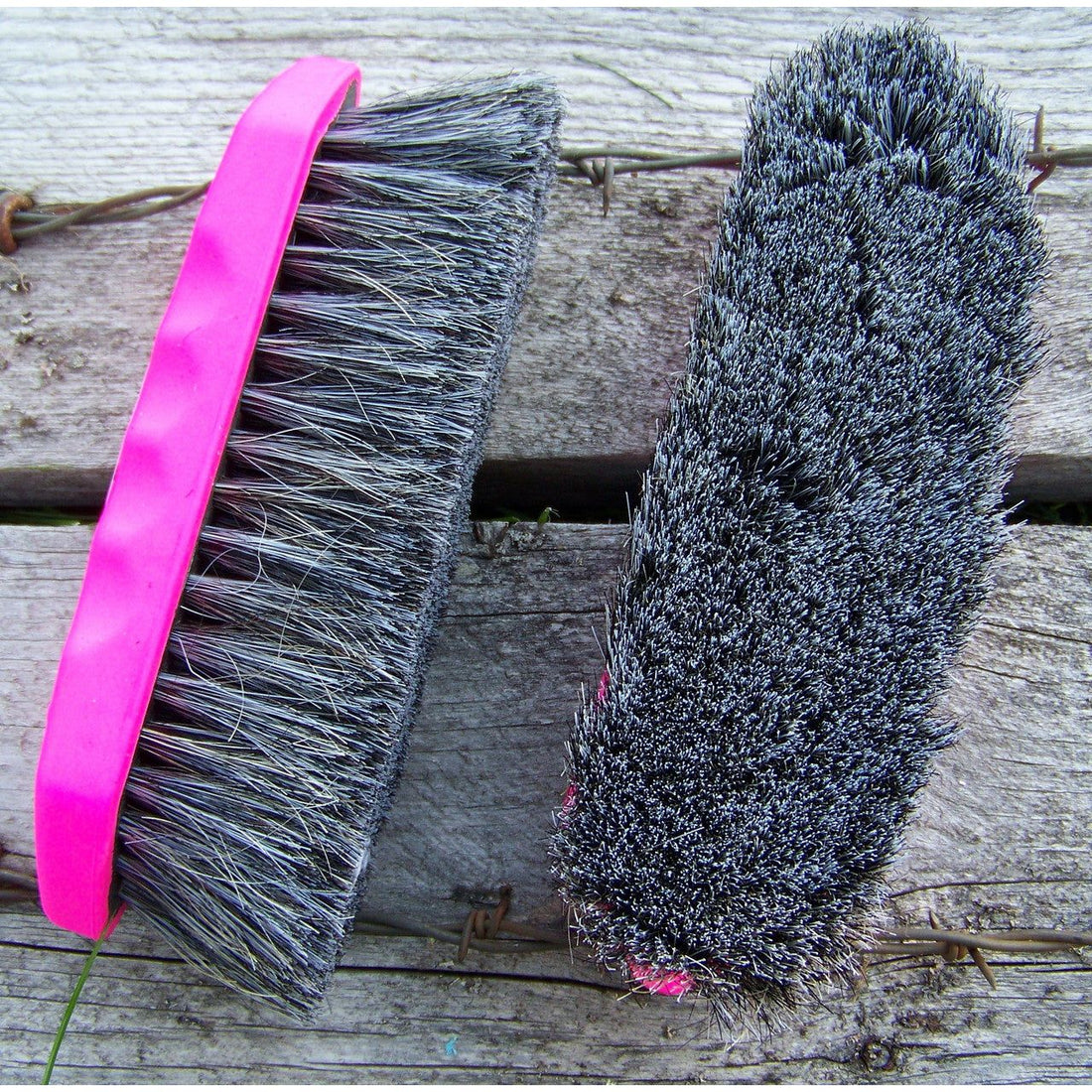 Brush - Tail Tamer Large Horse Hair (Pink)