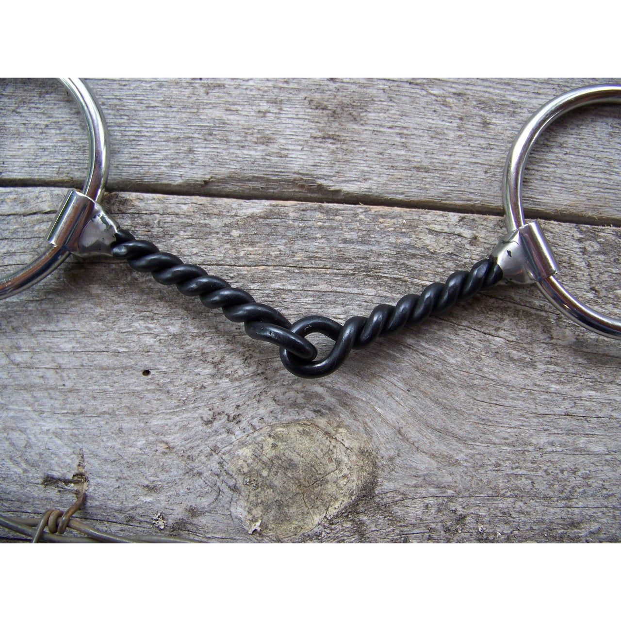 Bit - SS Ring Sweet Iron Twist